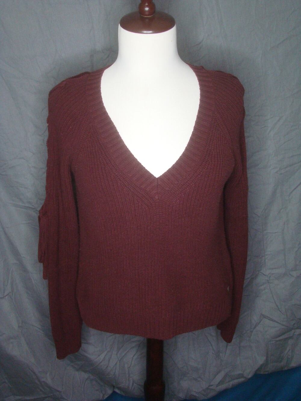 Guess Knit Sweater w/Lace-Up Bow Sleeves V-Neck Raspberry Women's Small